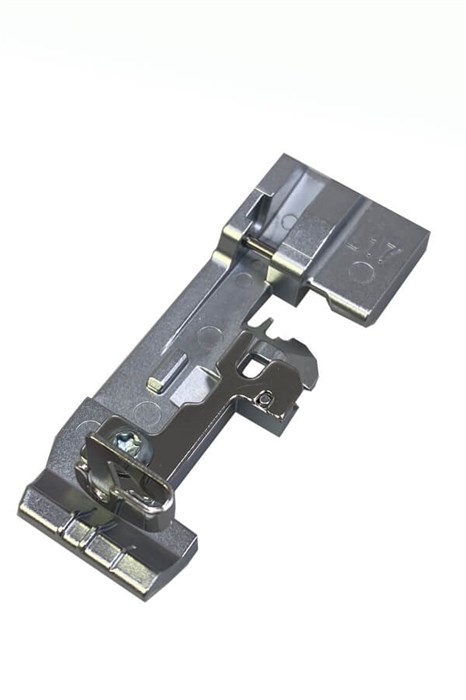 Лапка для оверлока №L17 для вшивания шнура Bernina 103 425 70 00 - фото 8683